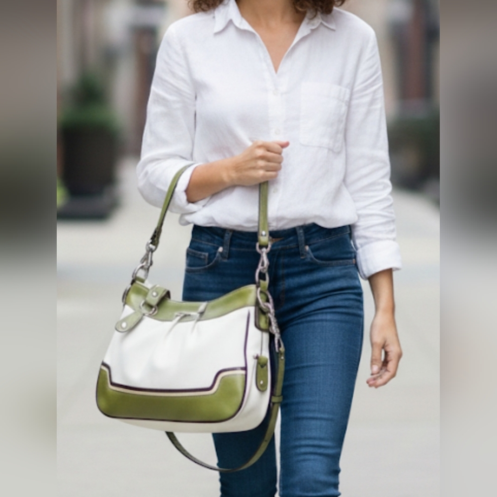 Coach Madison Spectator Y2K leather White & Green 70s Inspo 2 Straps Shoulder
